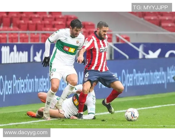 埃尔切主场迎战格拉纳达双方争夺宝贵积分之战即将上演 埃尔切主场迎战格拉纳达双方争夺宝贵积分之战即将上演